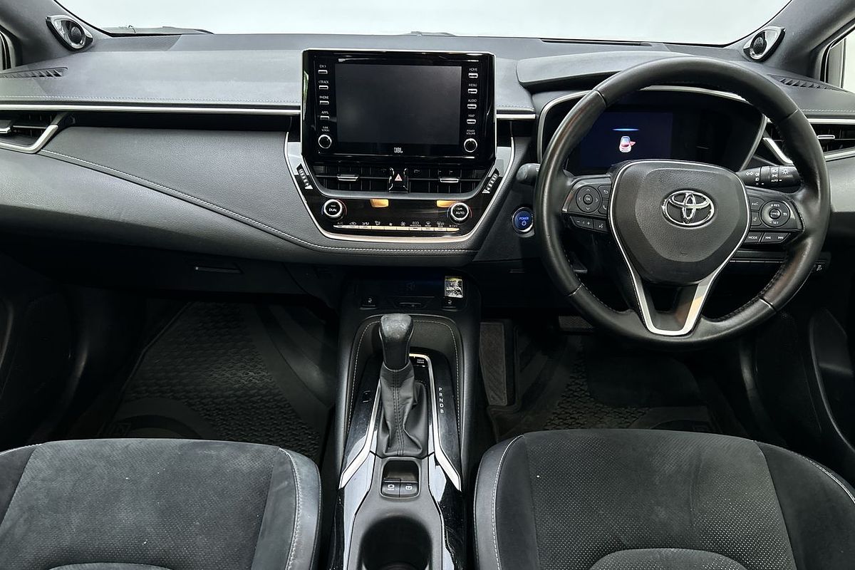 2019 Toyota Corolla ZR Hybrid ZWE211R