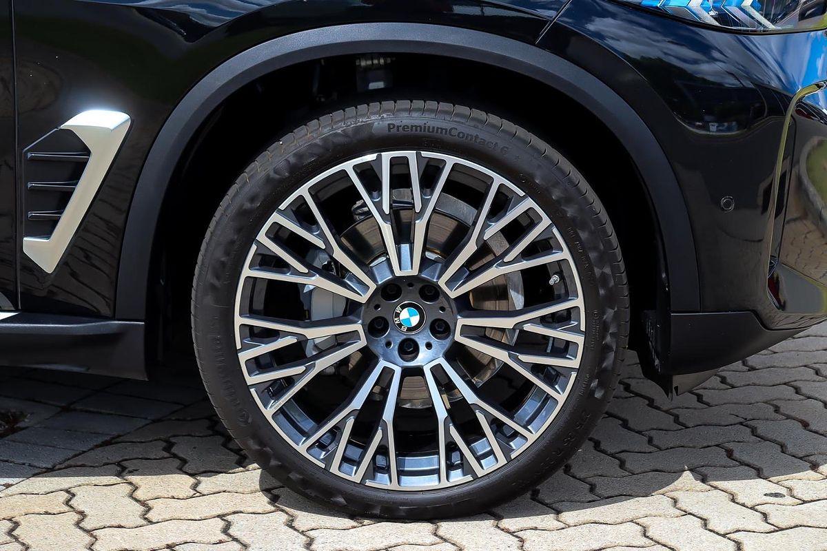 2023 BMW X5 xDrive30d xLine G05 LCI