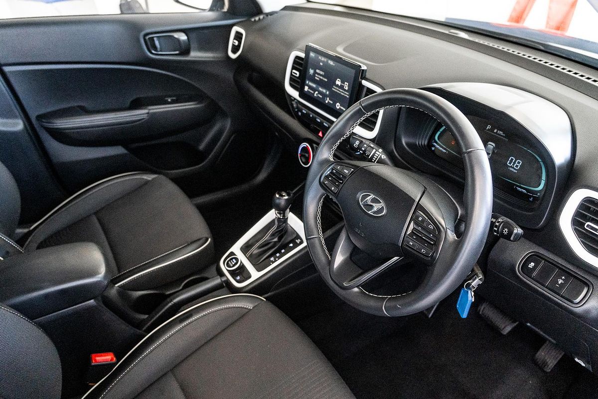 2023 Hyundai Venue Active QX.V5