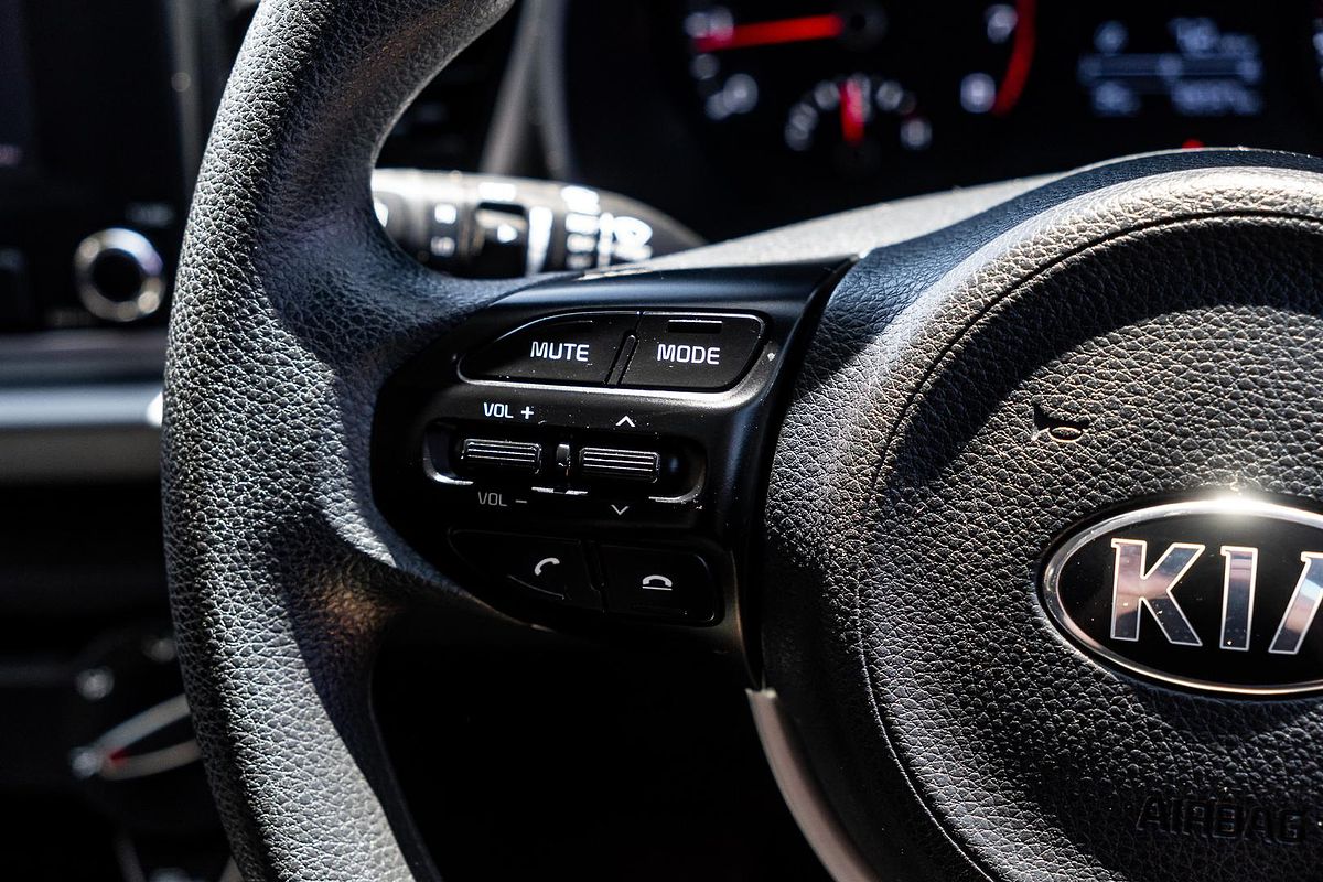 2017 Kia Rio S YB