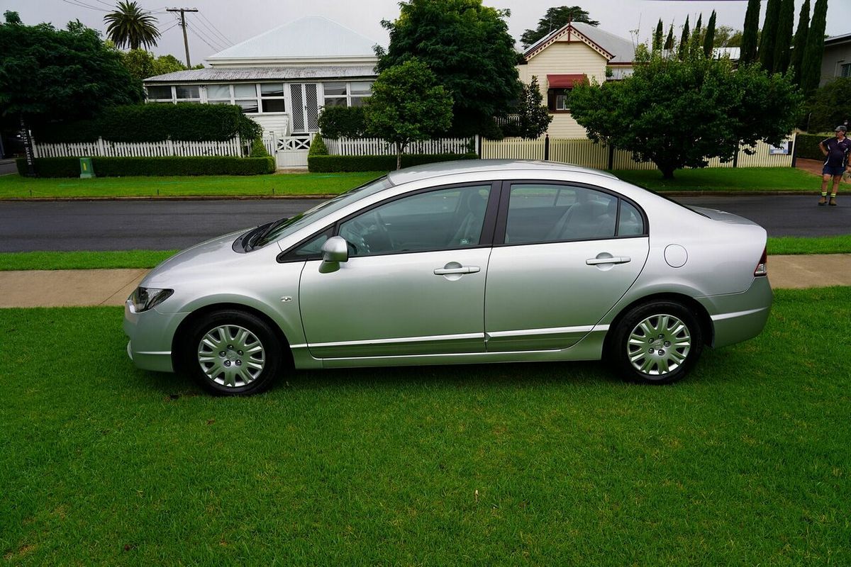 2011 Honda Civic VTi MY10