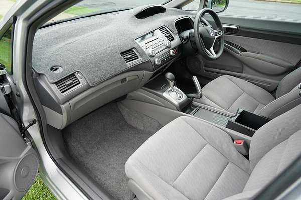 2011 Honda Civic VTi MY10