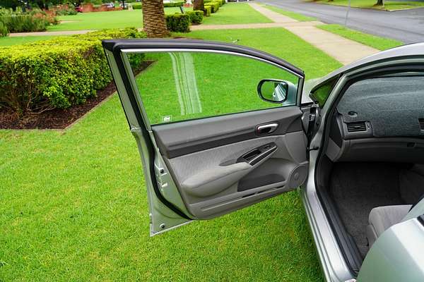 2011 Honda Civic VTi MY10