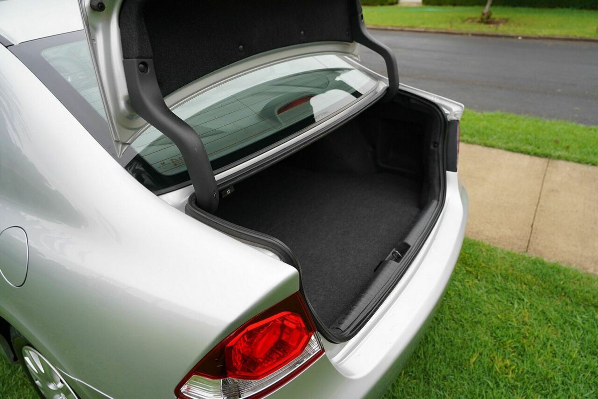 2011 Honda Civic VTi MY10