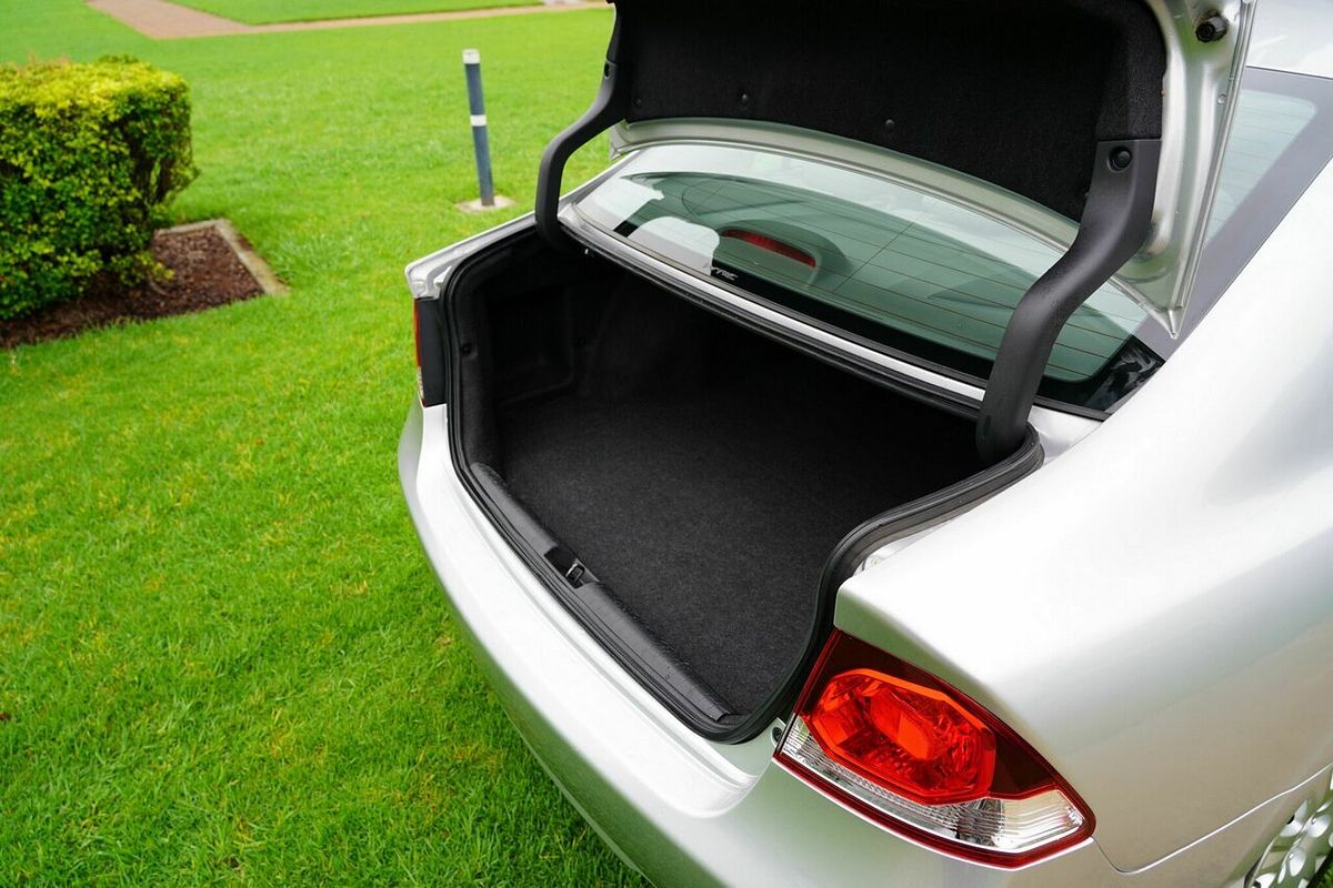 2011 Honda Civic VTi MY10