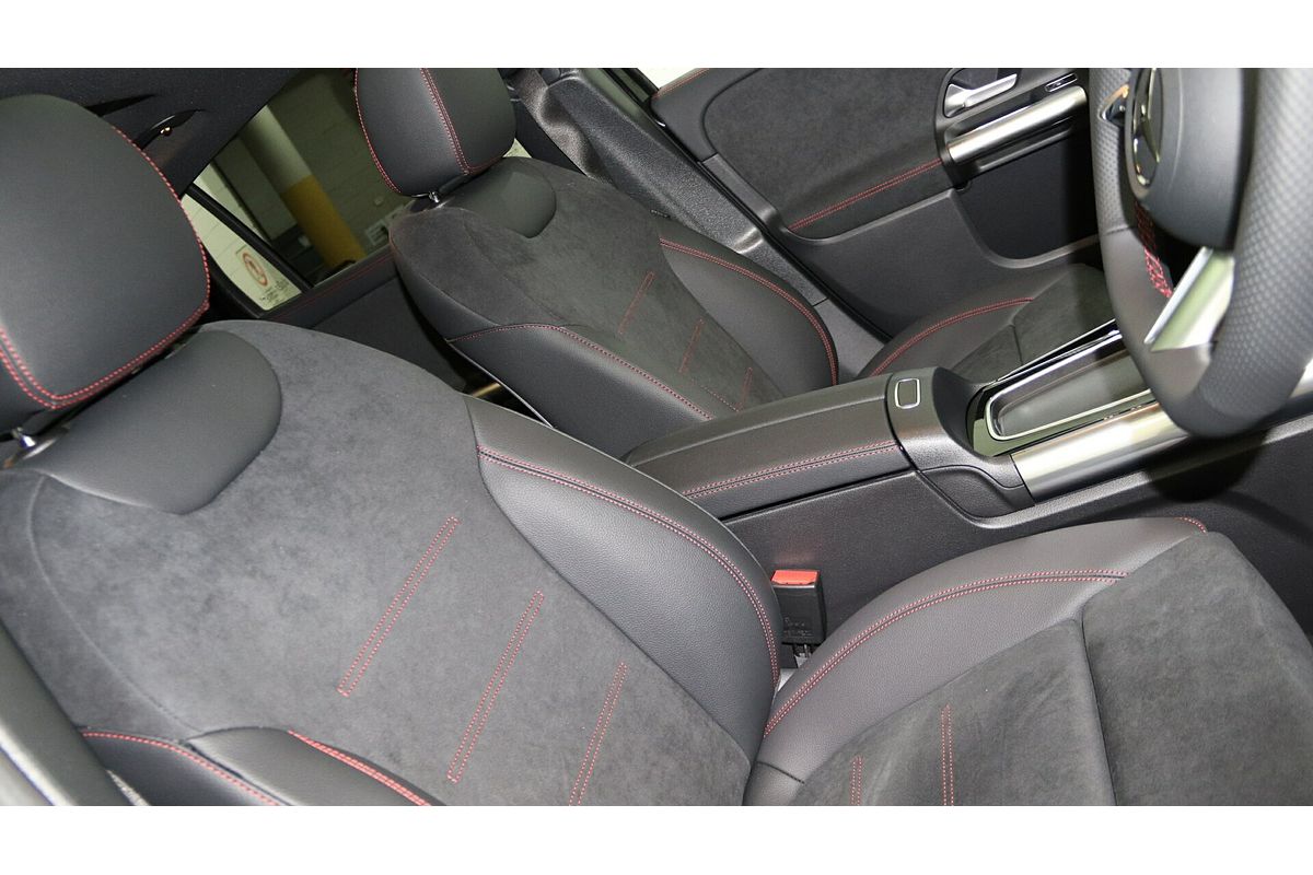2024 Mercedes-Benz GLA-Class GLA200 H247