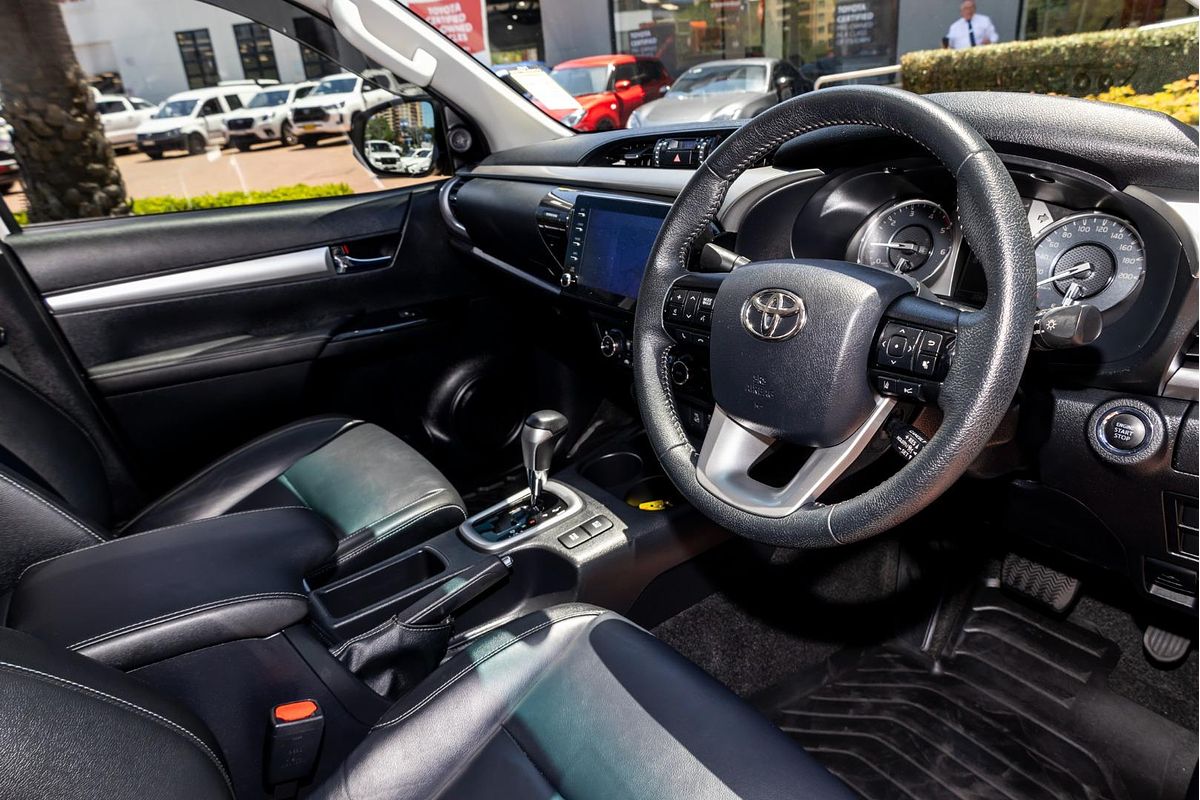 2021 Toyota Hilux SR5 GUN126R 4X4