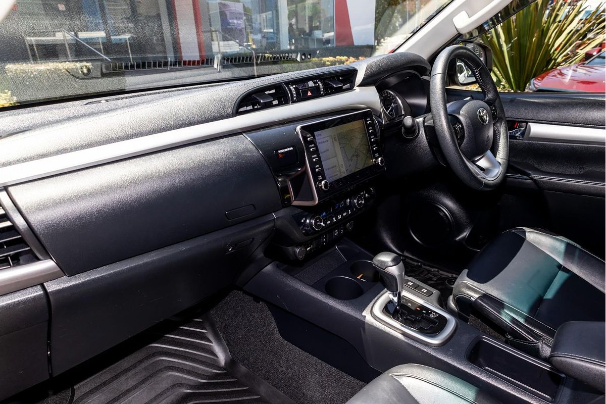 2021 Toyota Hilux SR5 GUN126R 4X4
