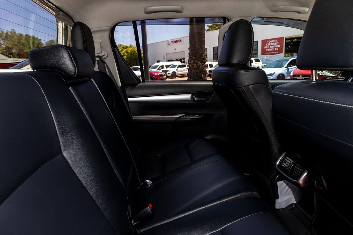 2021 Toyota Hilux SR5 GUN126R 4X4
