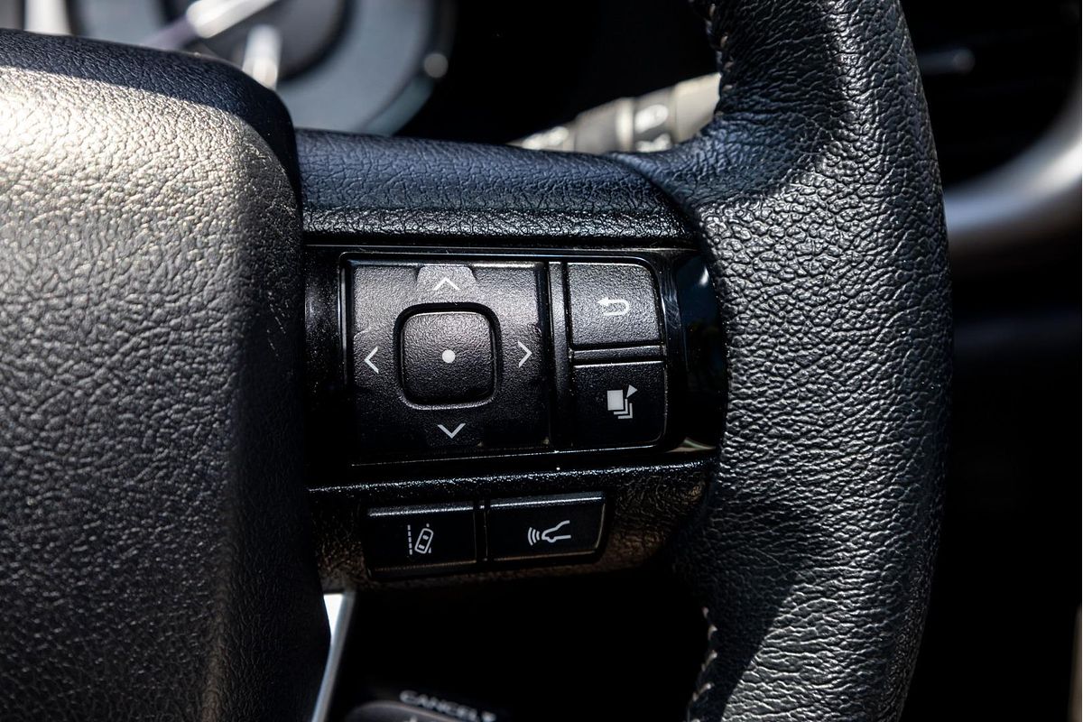 2021 Toyota Hilux SR5 GUN126R 4X4