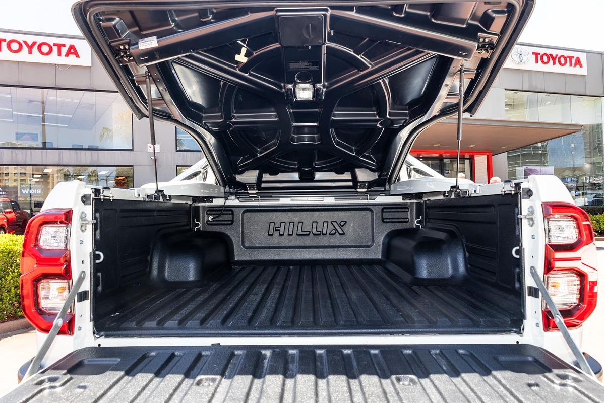 2021 Toyota Hilux SR5 GUN126R 4X4