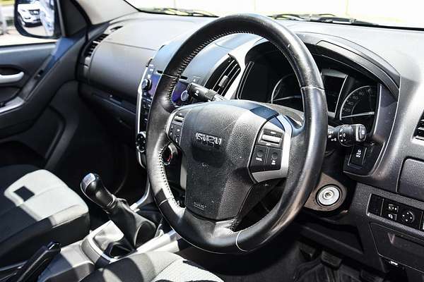 2013 Isuzu D-MAX LS High Ride Rear Wheel Drive