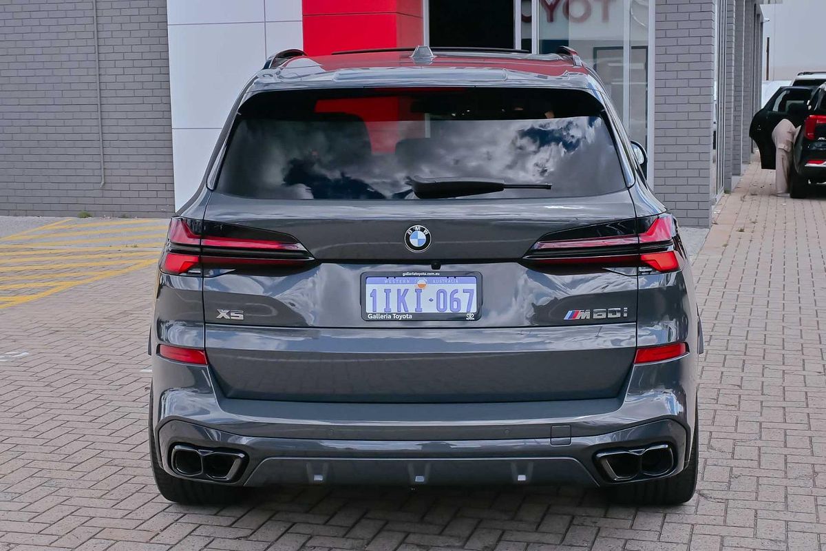 2023 BMW X5 M60i G05 LCI