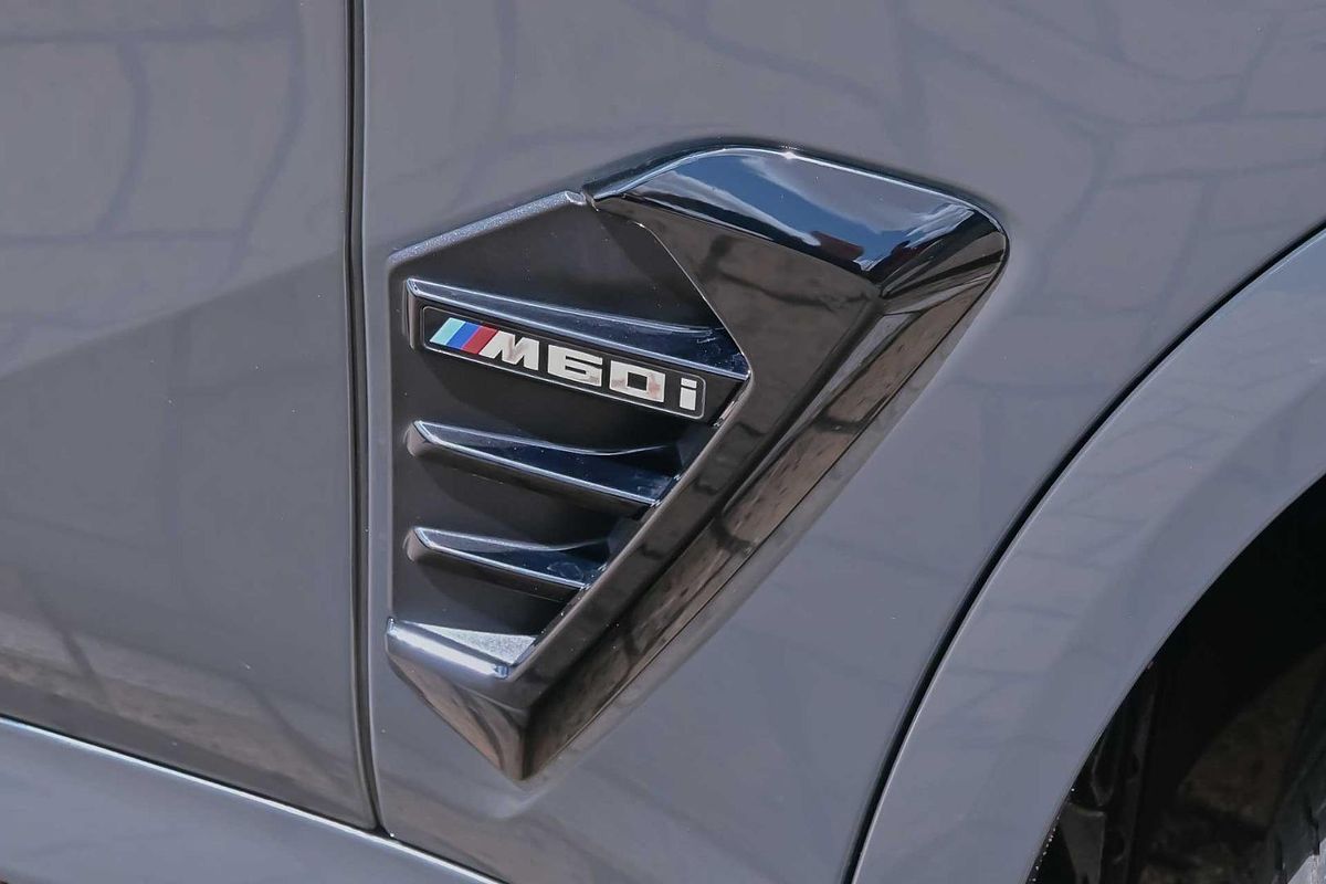2023 BMW X5 M60i G05 LCI