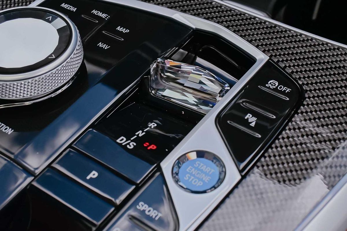 2023 BMW X5 M60i G05 LCI