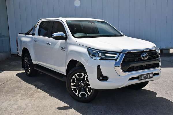 2022 Toyota Hilux SR5 GUN126R