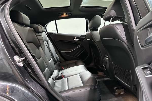 2019 Mercedes-Benz GLA-Class GLA180 X156