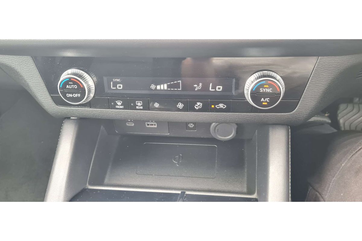 2022 Mitsubishi Outlander LS ZM