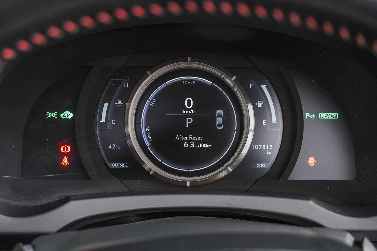 2016 Lexus IS IS300h F Sport AVE30R