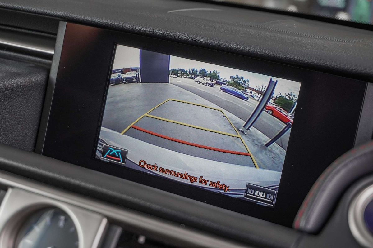 2016 Lexus IS IS300h F Sport AVE30R