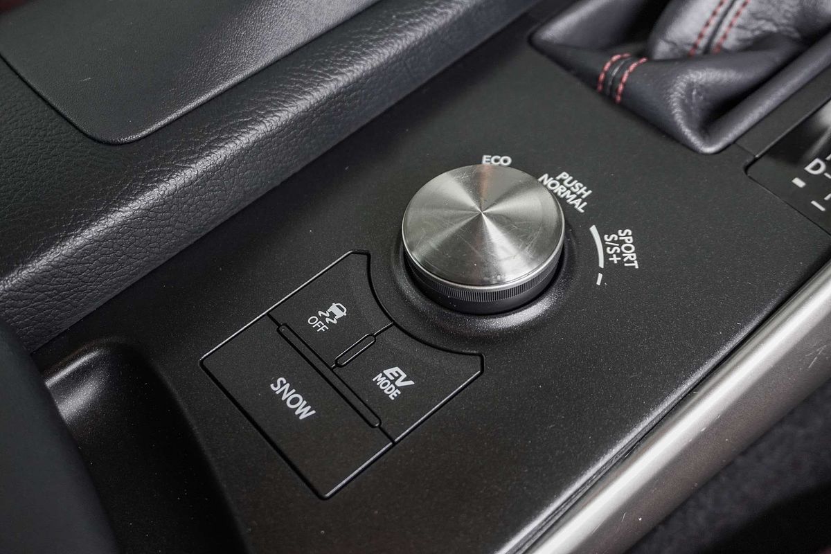 2016 Lexus IS IS300h F Sport AVE30R
