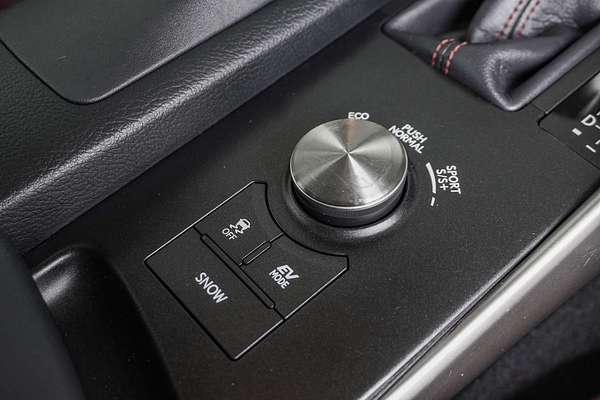 2016 Lexus IS IS300h F Sport AVE30R