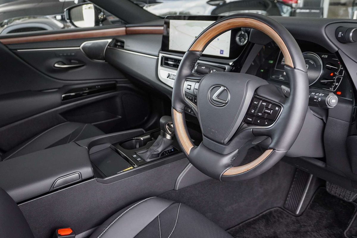 2024 Lexus ES ES300h Sports Luxury AXZH10R