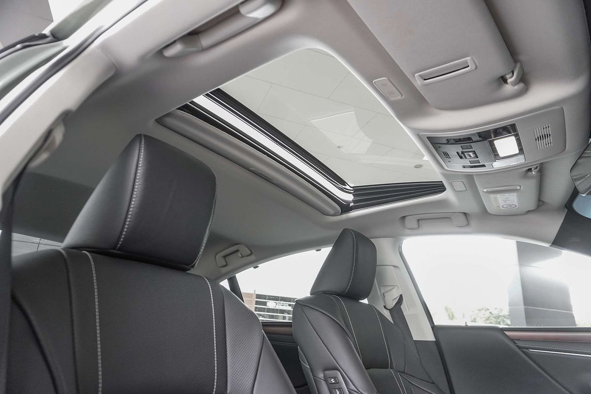 2024 Lexus ES ES300h Sports Luxury AXZH10R