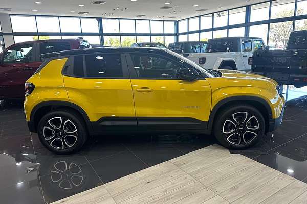 2024 Jeep Avenger Summit JJ