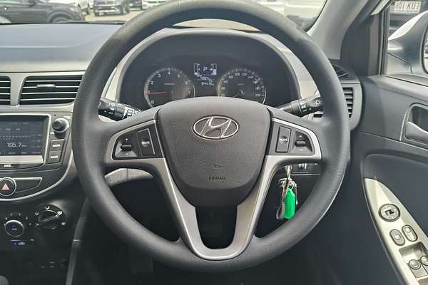 2016 Hyundai Accent Active RB4