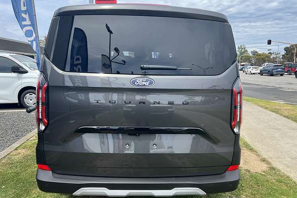 2024 Ford Tourneo Active AV