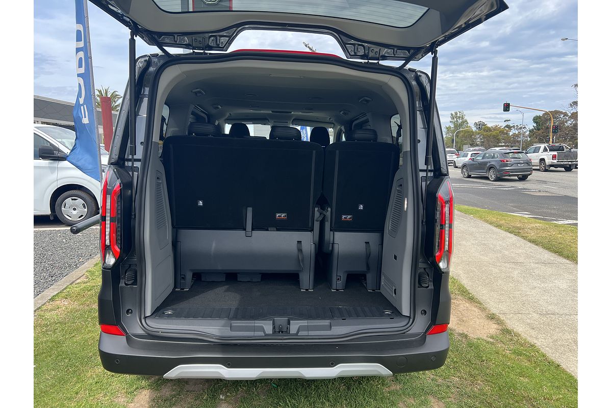 2024 Ford Tourneo Active AV