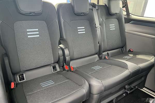 2024 Ford Tourneo Active AV