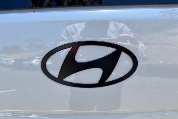 2024 Hyundai Santa Fe Hybrid Calligraphy MX5.V1