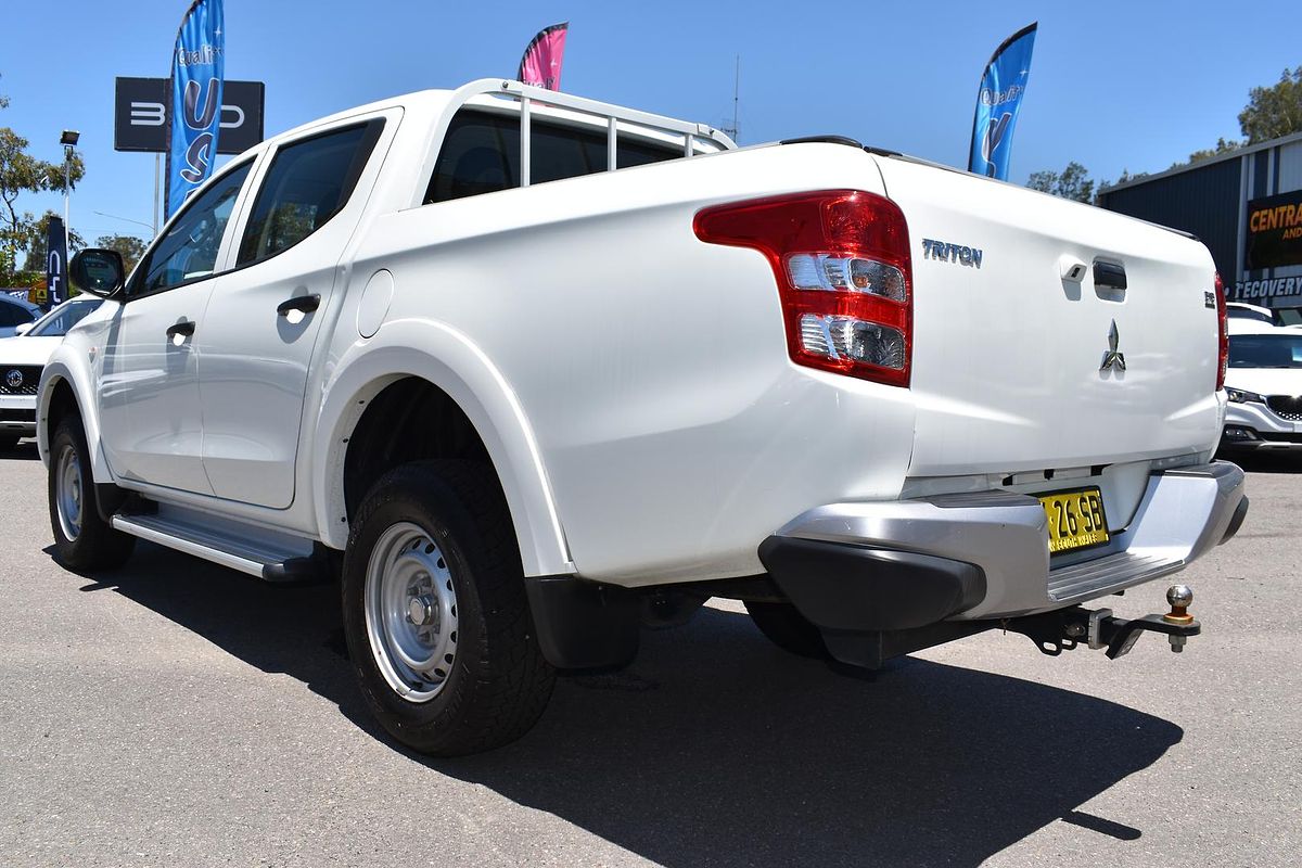 2018 Mitsubishi Triton GLX MQ 4X4