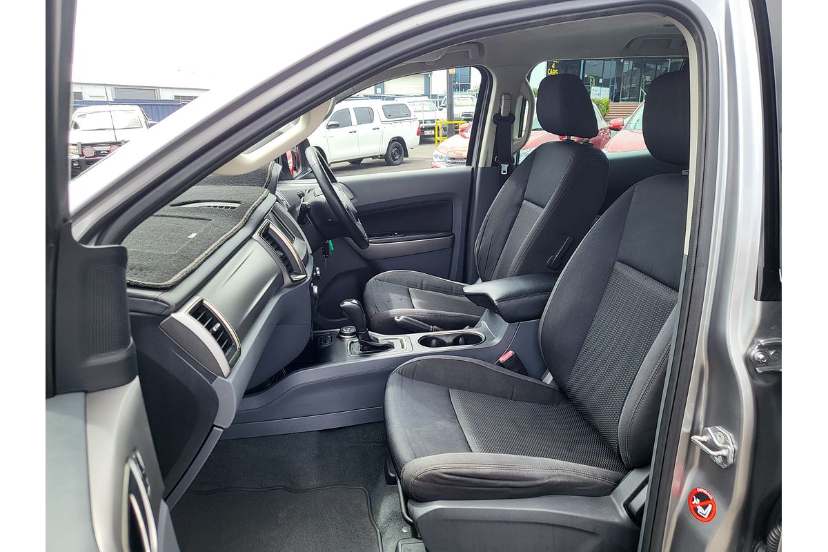 2017 Ford Everest Trend UA