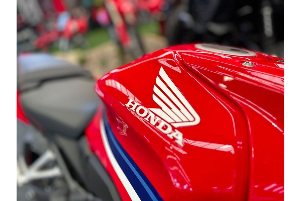 2024 Honda CBR650R E-CLUTCH