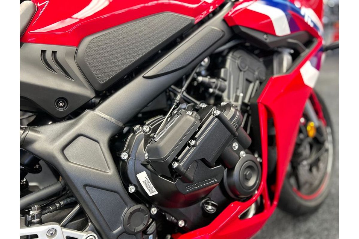 2024 Honda CBR650R E-CLUTCH