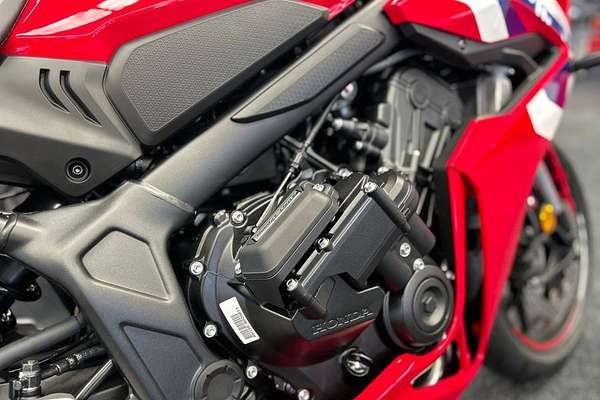 2024 Honda CBR650R E-CLUTCH