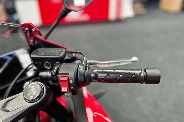 2024 Honda CBR650R E-CLUTCH