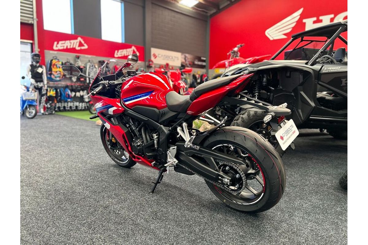 2024 Honda CBR650R E-CLUTCH