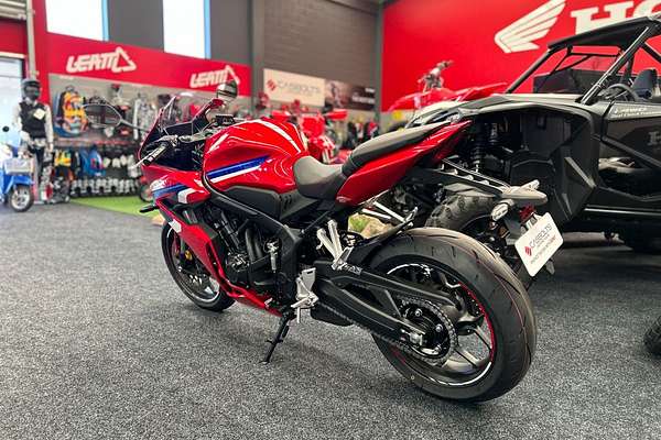 2024 Honda CBR650R E-CLUTCH
