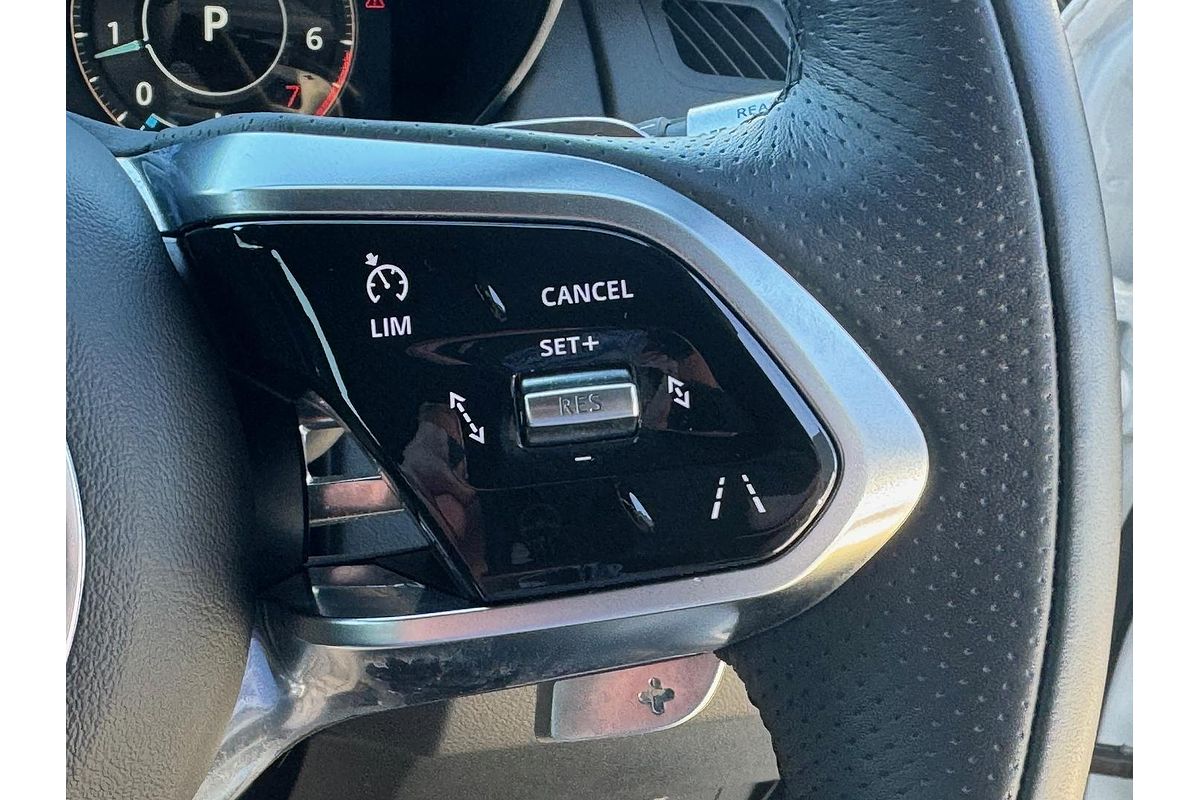 2021 Jaguar E-PACE P250 R-Dynamic SE X540
