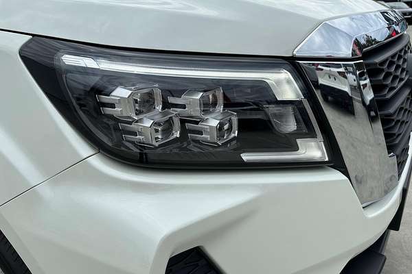 2024 Nissan Navara ST D23 4X4