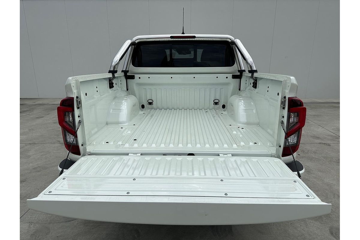 2024 Nissan Navara ST D23 4X4