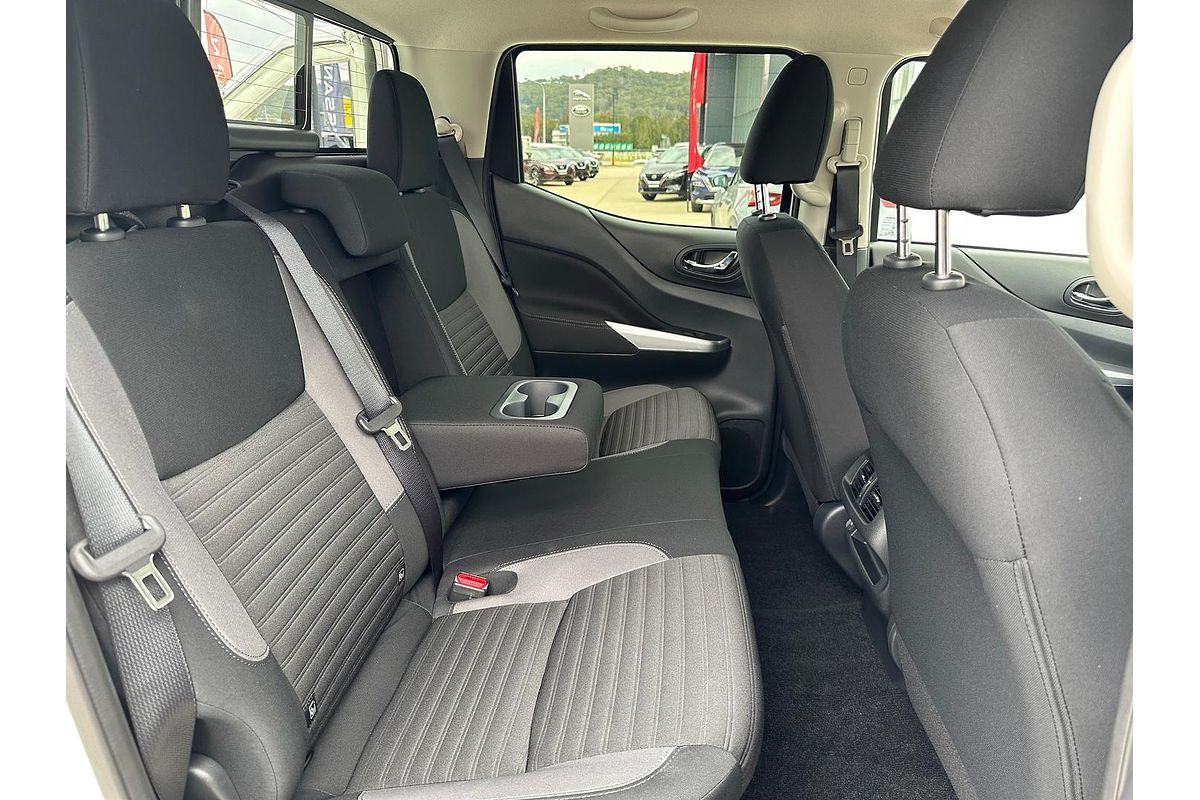 2024 Nissan Navara ST D23 4X4