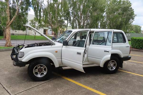 1996 Toyota Landcruiser Standard HZJ80R
