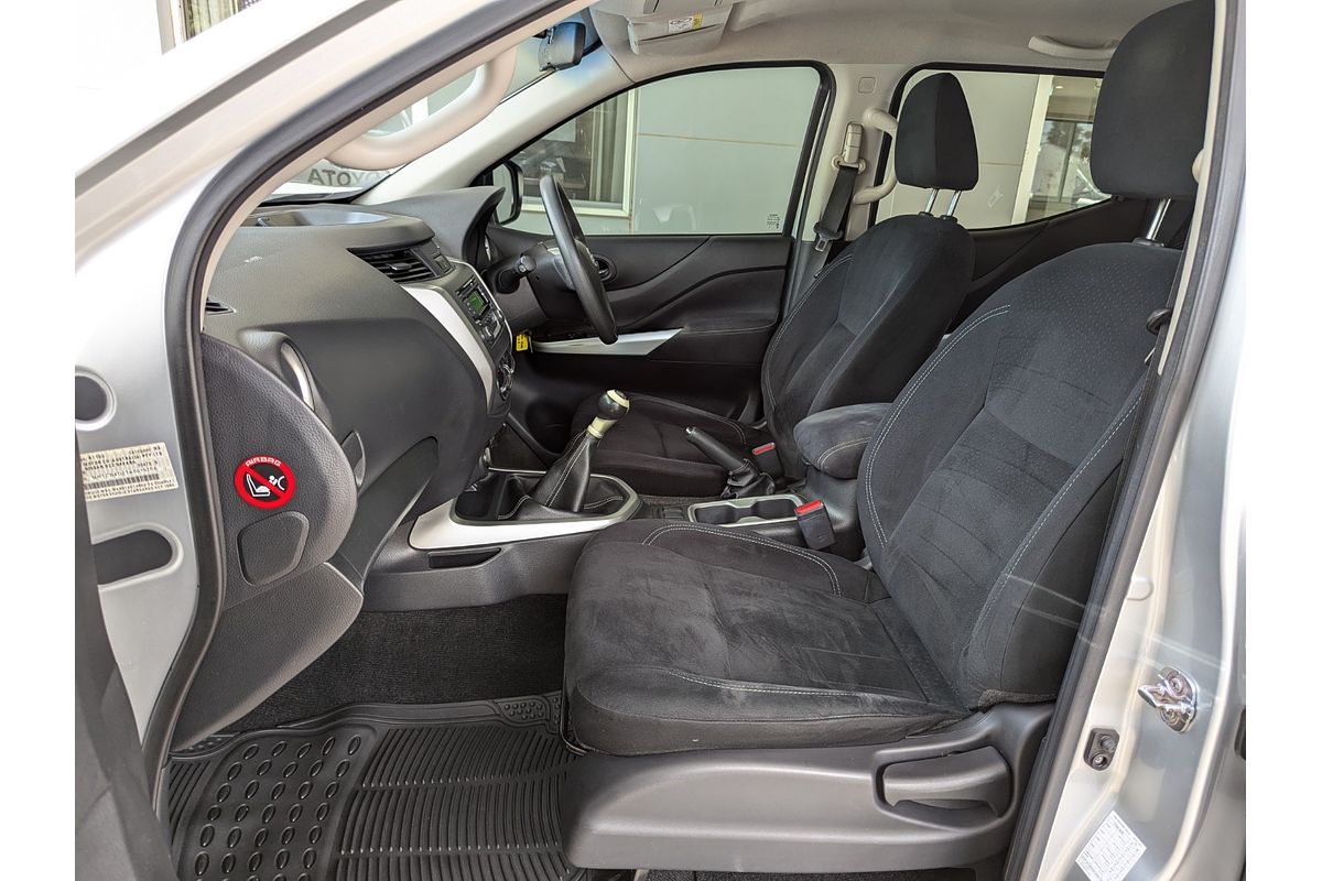 2016 Nissan Navara RX 4X4 Dual Cab Pickup D23