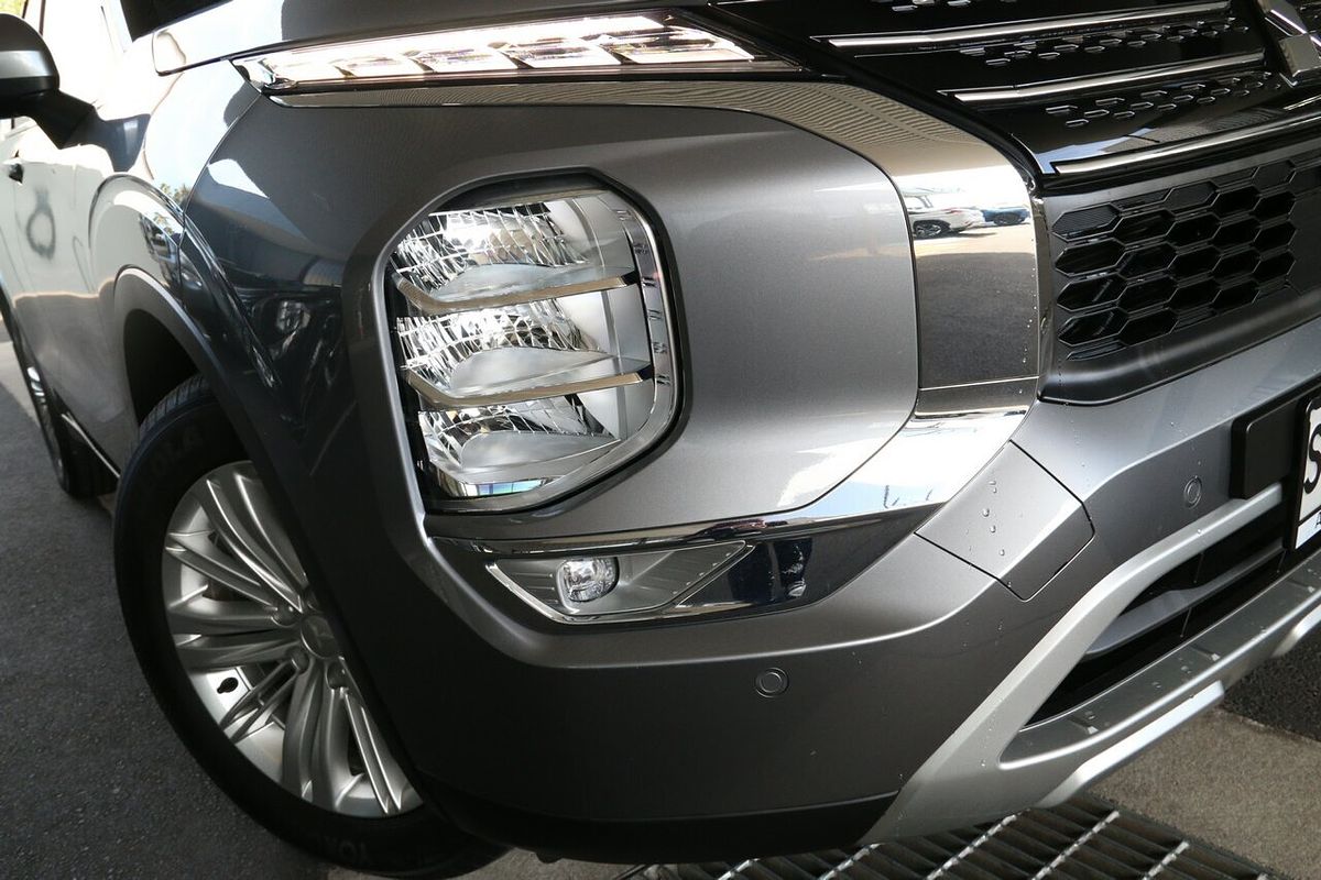 2022 Mitsubishi Outlander LS ZM