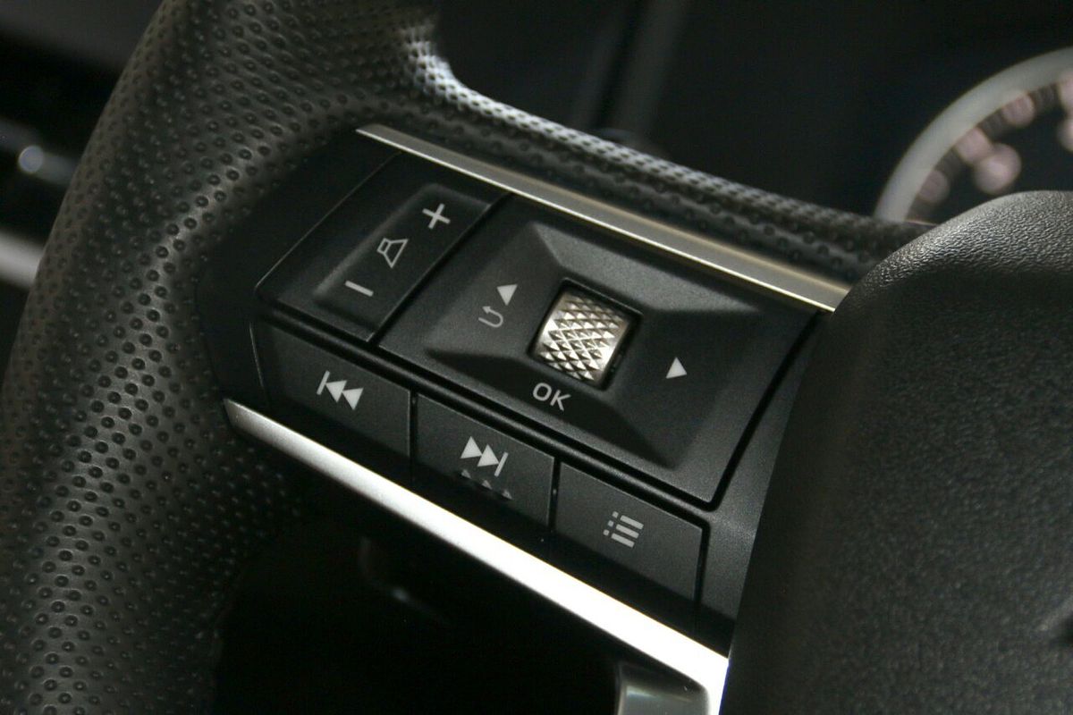 2022 Mitsubishi Outlander LS ZM